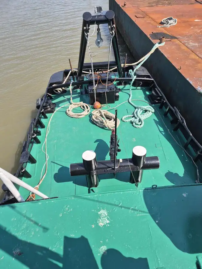 ટોવબોટ વેચાણ માટે