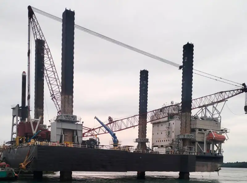 બાર્જ વેચાણ માટે