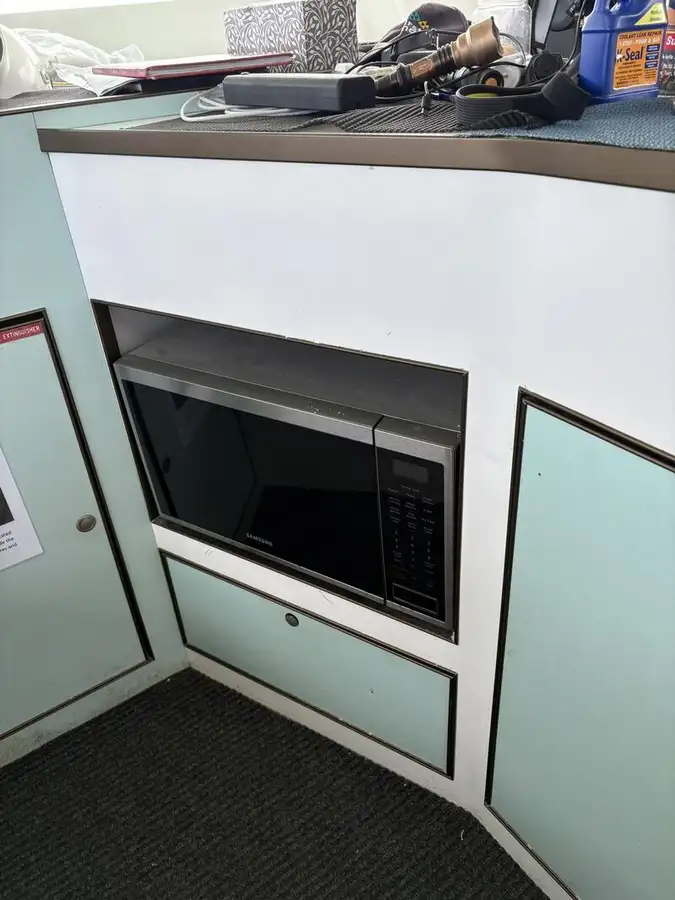 માછલી પ્રક્રિયા જહાજ વેચાણ માટે