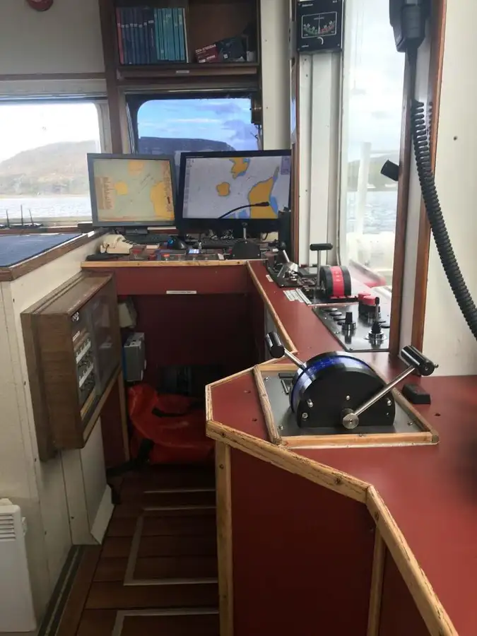 ટોવબોટ વેચાણ માટે