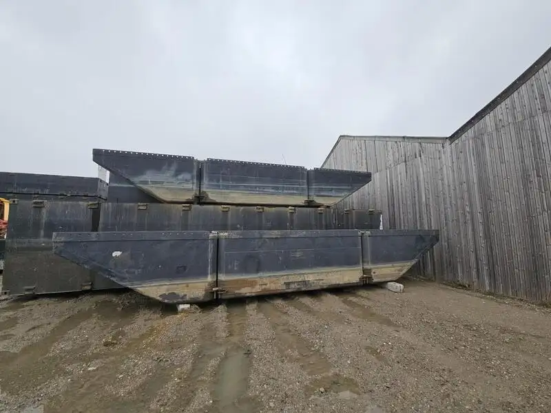 પોન્ટૂન વેચાણ માટે