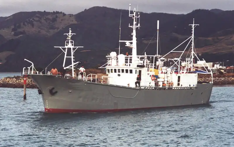 લાંબી લાઇનનું જહાજ વેચાણ માટે