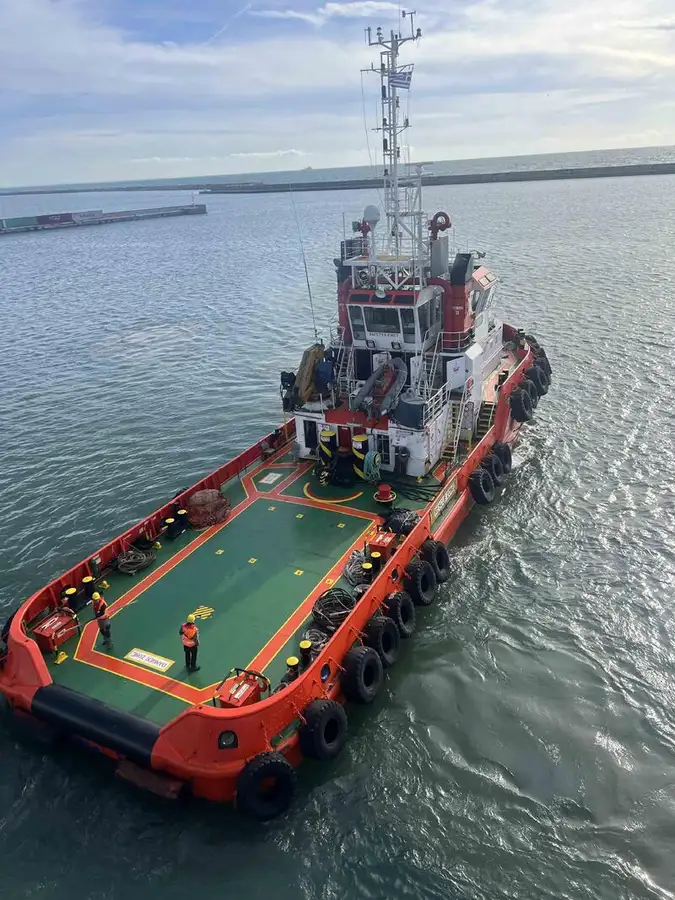 ટોવબોટ વેચાણ માટે