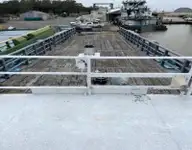 ક્રૂ બોટ વેચાણ માટે