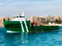 કામ બોટ વેચાણ માટે