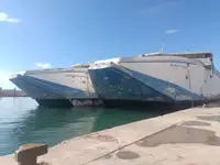 ફેરી જહાજ વેચાણ માટે