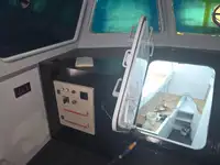 ક્રૂ બોટ વેચાણ માટે