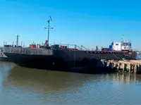 ટોવબોટ વેચાણ માટે