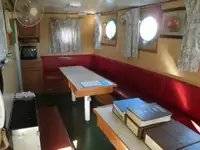 ટોવબોટ વેચાણ માટે