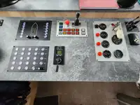 કામ બોટ વેચાણ માટે