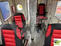 કામ બોટ વેચાણ માટે