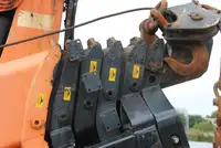 કામ બોટ વેચાણ માટે