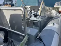 કઠોર ઇન્ફ્લેટેબલ બોટ વેચાણ માટે