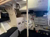 ક્રૂ બોટ વેચાણ માટે
