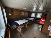 સપ્લાય જહાજ વેચાણ માટે