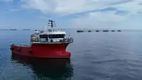 કામ બોટ વેચાણ માટે