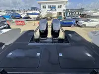 કઠોર ઇન્ફ્લેટેબલ બોટ વેચાણ માટે