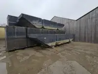 પોન્ટૂન વેચાણ માટે