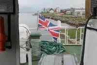 કામ બોટ વેચાણ માટે